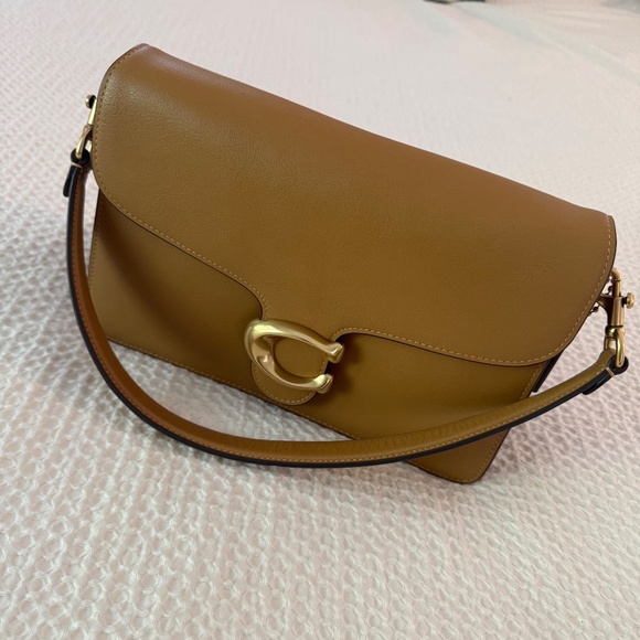 Coach Chain Tabby Shoulder bag - Honey Brown - like new - Picture 5 of 11